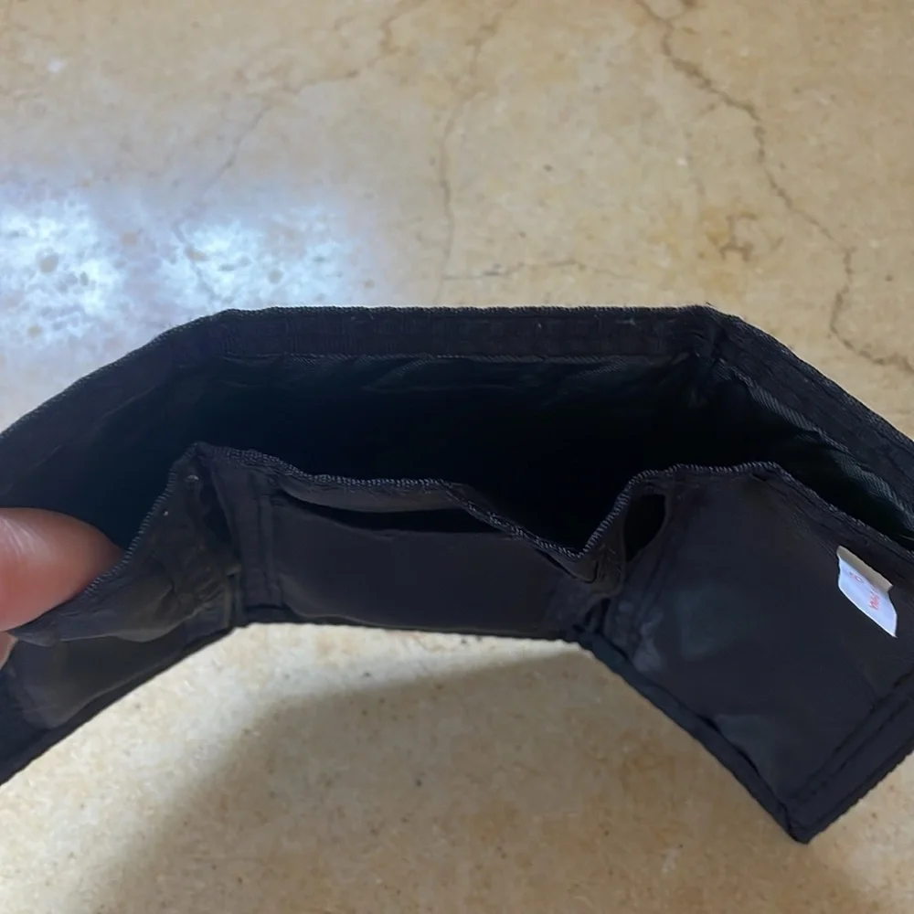 NWOT University of Texas Longhorn nylon wallet